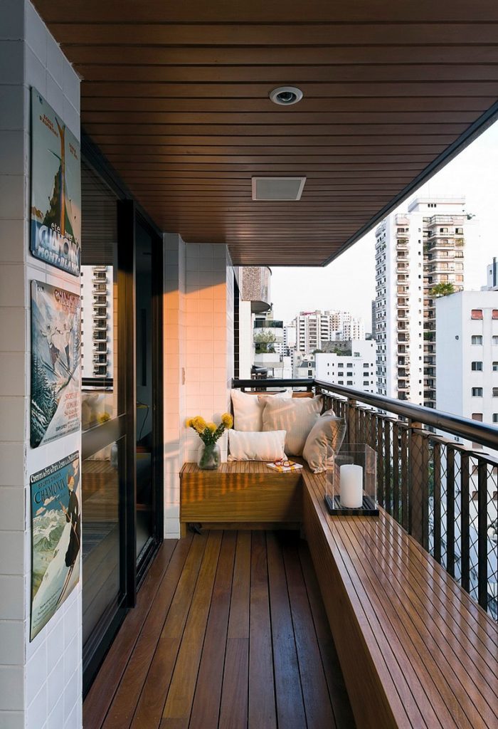 Ahşap-döşemeli-balkon-dekorasyonu